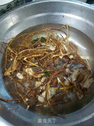 五指毛桃煲猪骨