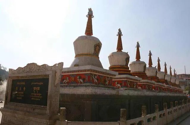 青海有哪些经典的景点？