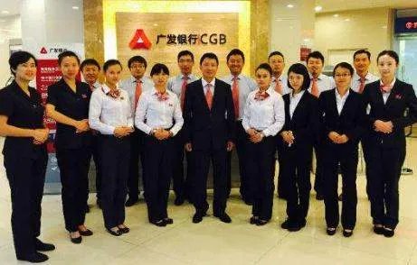 广发信用卡一年需要用多少次才不会收取年费呢