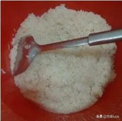 红曲酒应该怎么泡呢？