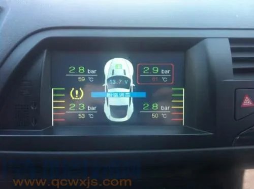 胎压报警灯亮是什么原因 胎压监测指示灯亮怎么办