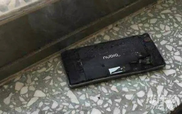 三星手机爆炸事件_三星手机爆炸原因