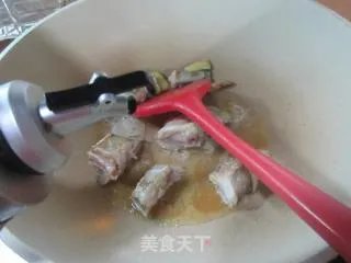 橡皮鱼炖豆腐