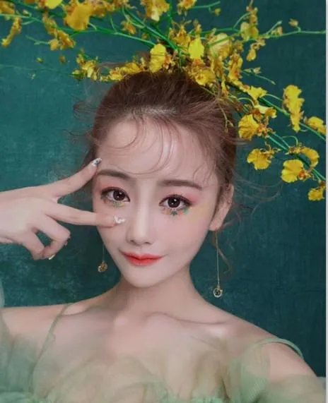 学化妆发展好吗？广州哪个化妆学校好？