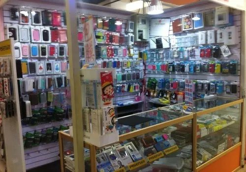 防摔手机壳哪种材质的好 防摔手机壳的价格是多少