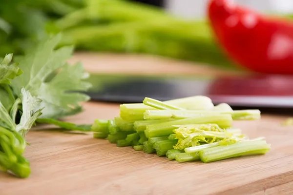 尿结石不能吃什么