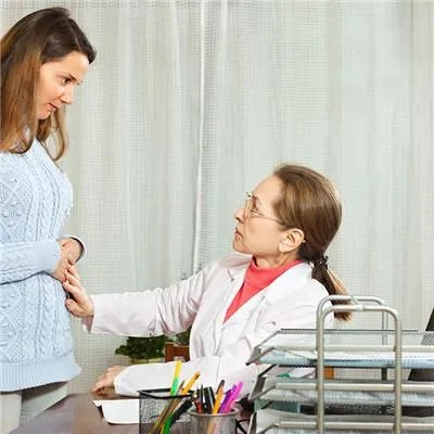 胃穿孔手术多少钱?