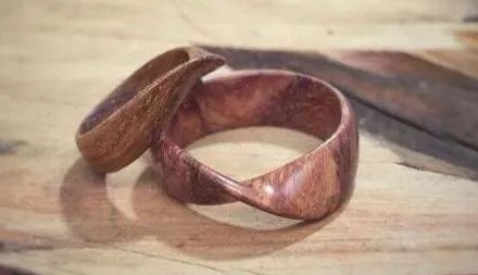 莫比乌斯环到底有多神奇 为什么看上去很简单却又十分复杂