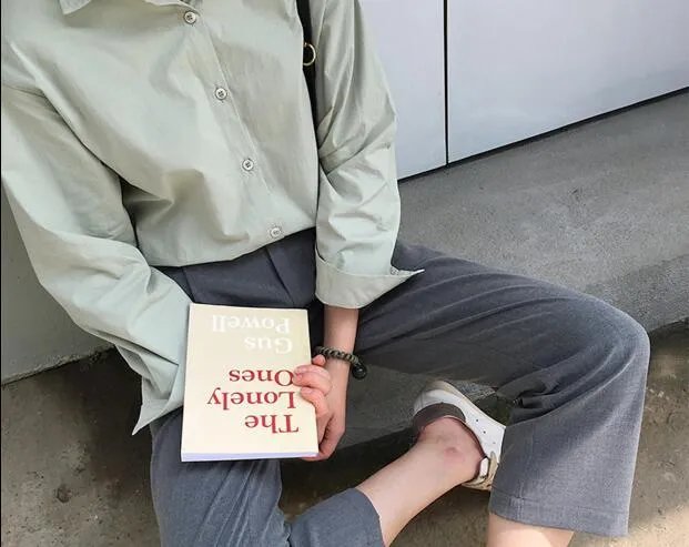 浅绿色配什么颜色好看 服装色彩搭配大全