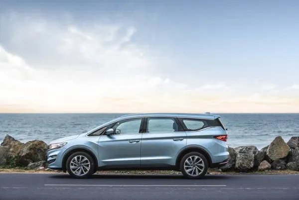 长城华冠是什么公司？和长城汽车有关系吗？