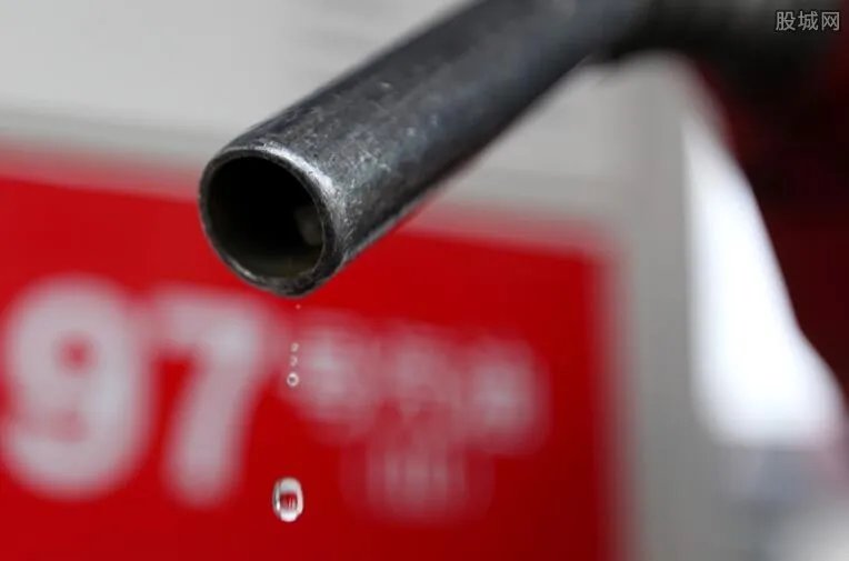 国际油价大幅下跌 2018油价最新消息