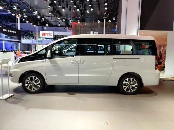 2021成都车展：2022款江淮瑞风L5亮相