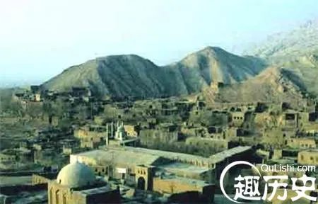 揭秘真实存在的精绝古城！鬼洞族为何离奇消失