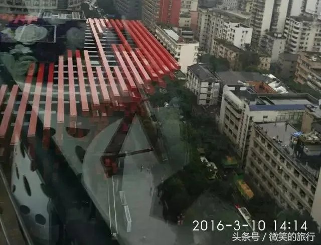 重庆的国泰艺术中心在什么地方？有什么好玩的嘛？