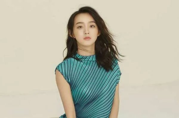 何泓姗长得漂亮吗