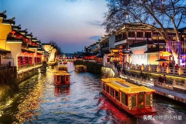 南京有哪些好玩的景点？住宿有哪些建议？