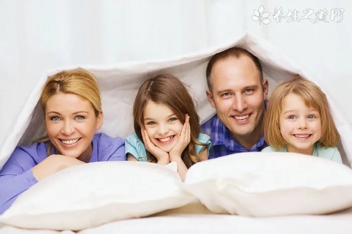 按摩丰胸：真人丰胸按摩手法详细图文教程