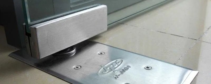 地弹簧门上下怎么调