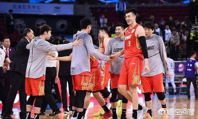 请问！今年cba广东宏远和深圳的差距大不大？