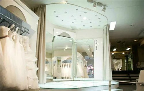 婚纱礼服馆装修效果图 婚纱礼服馆的装修风格