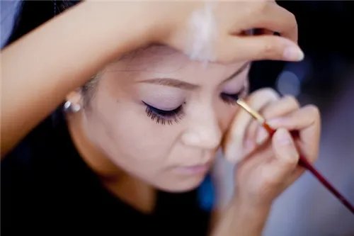 新娘试妆收费吗 新娘为什么要试妆