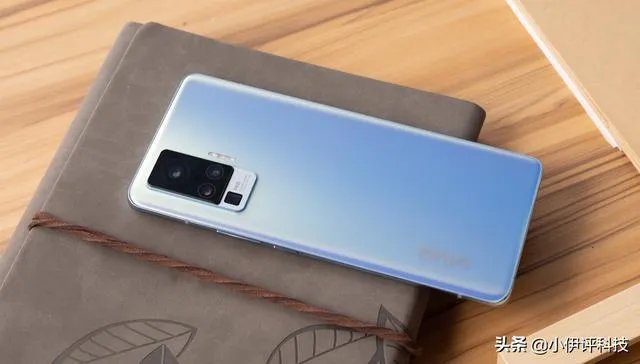 适合情侣的手机，有哪些推荐？