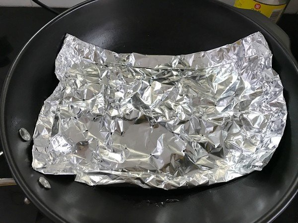 烤鱼的制作方法和配料是什么？