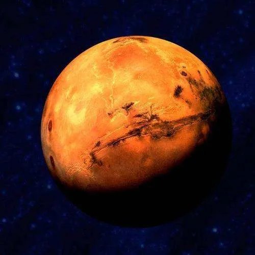 “火星冲日”指的是什么？