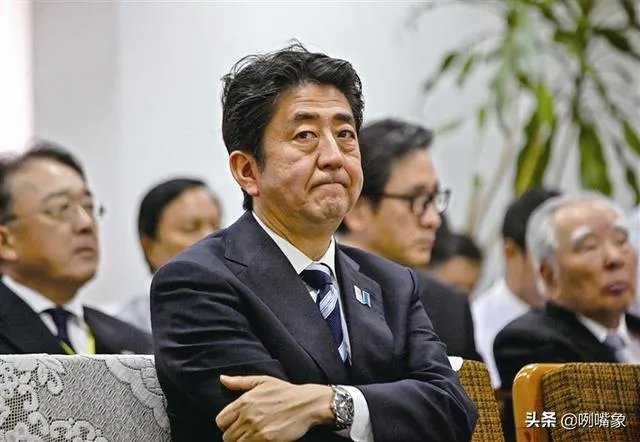 安倍提出辞职后，为何还要坚持任职到下任首相选出为止？