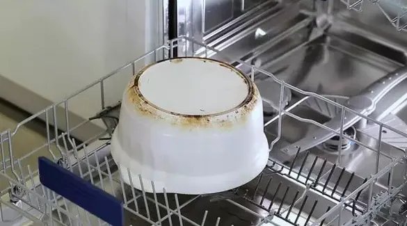洗碗机餐具这样摆，洗得更干净！