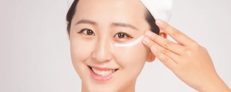 30岁用什么眼霜效果好 30岁有哪些适合的眼霜