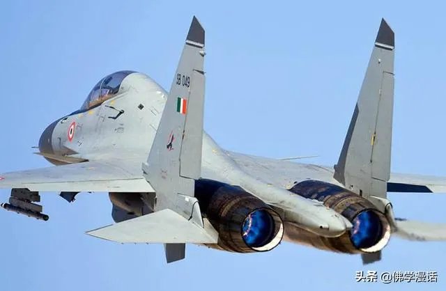 印度空军苏30战机部署拉达克前沿机场，我方歼-16能否碾压？
