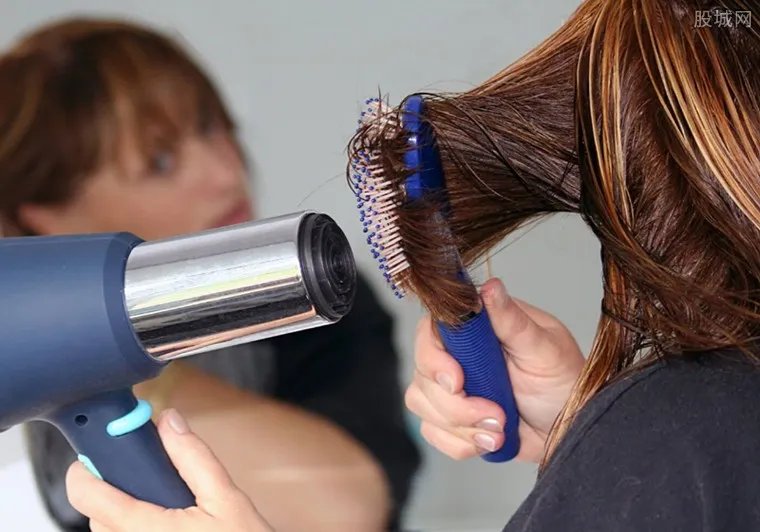 吹风机什么牌子好 揭吹风机的选购方法