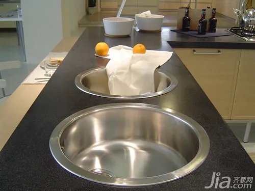 橱柜台面用什么好 橱柜台面材料分析