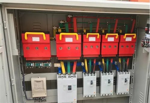 断路器与空气开关有什么区别