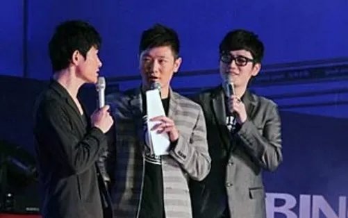 千元级性价比之王 AKG K450耳机对比评测