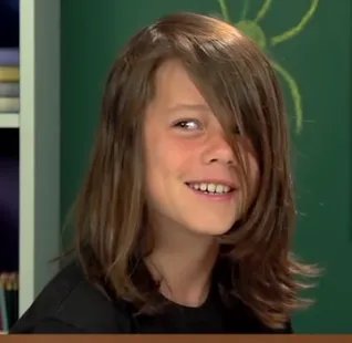 求几张高清美女学生壁纸，要清纯唯美类的