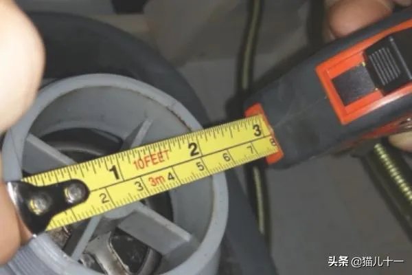 厨房下水管发臭如何更换？