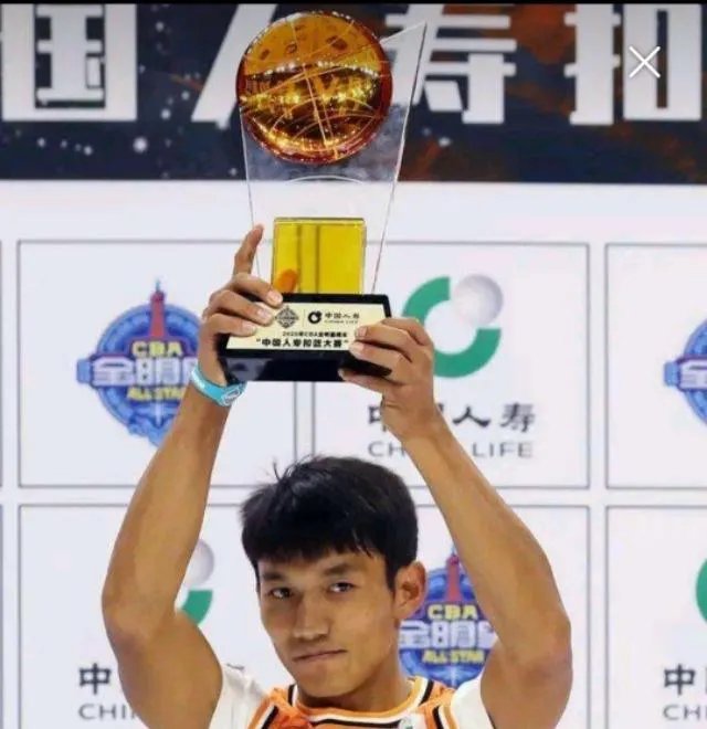 获得扣篮冠军，矣进宏能够拿到多少奖金？这个冠军对他有什么帮助？