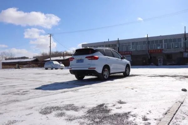 没有一个冬天不可逾越，没有一个春天不会来临，感谢哈弗M6相伴