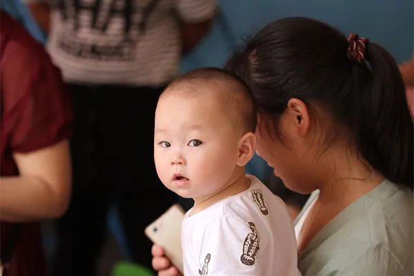 小儿盗汗是怎么回事