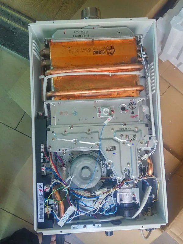 能率热水器三年免费保修服务,谨防假冒!