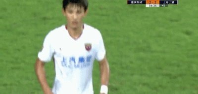 中超第19轮，重庆斯威队替补门将隋维杰被主裁判出示红牌，如何评价此事？