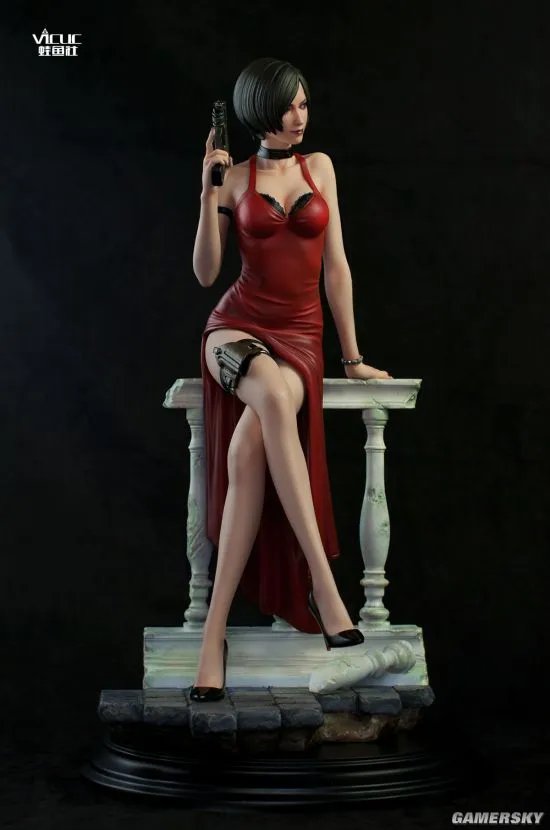 国内工作室出品《生化危机》艾达王雕像售价2600元 逆天美腿