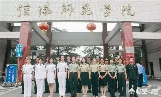 大学生当女兵好吗