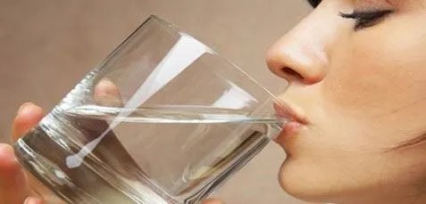 每天多喝水会长胖吗？