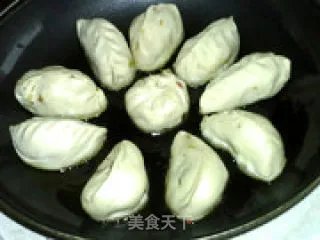 锅贴饺子
