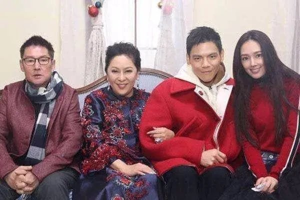 向华强儿子娶回女神,他的女儿现状如何?