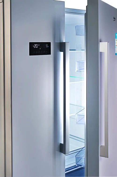 冰箱里面发热是怎么回事