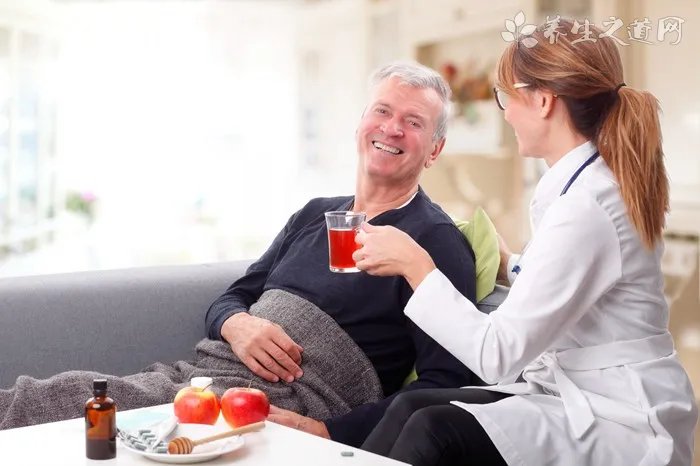 怎么用喂药器给猫喂药